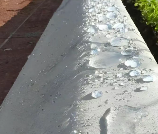 乌拉特后硅烷浸渍涂料在混凝土保护中的应用