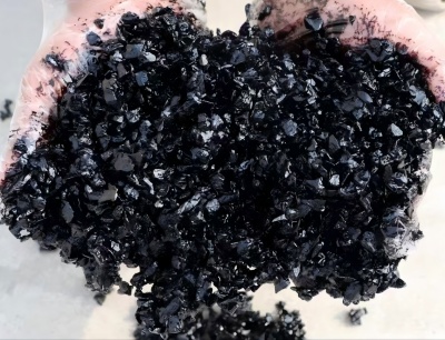 乌拉特后沥青冷补料（沥青砂）的优势特点与施工流程解析